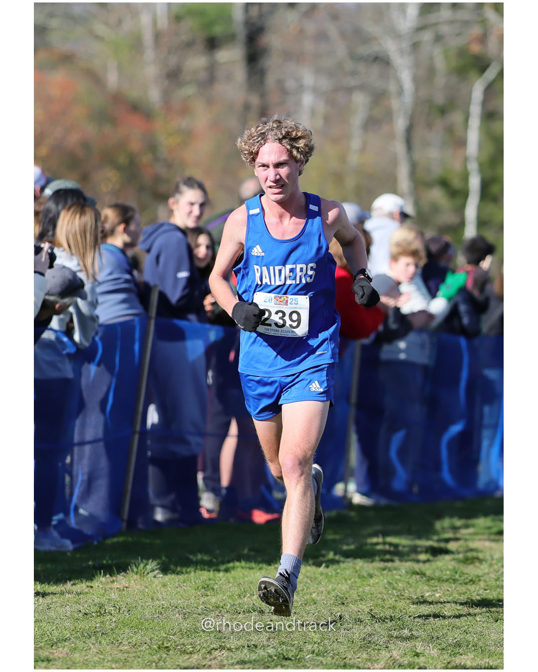 Cody Young, U-32 High School (Uhsd #32), P192, 18:56.93 - New England Cross Country State Championship - Thetford Vt - November 8, 2025 File: ./dir-2-Boys-Championship/251108-2025-New England-Cross-Country-Championships-Thetford-VT-713-296A2115.jpg Cody Young, U-32 High School (Uhsd #32), P192, 18:56.93 - New England Cross Country State Championship - Thetford Vt - November 8, 2025 – 2…